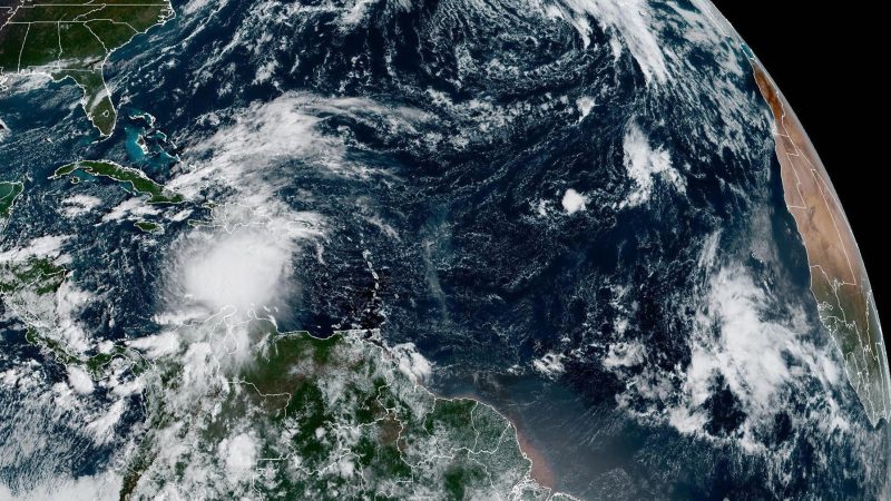 Melissa podría convertirse en huracán el jueves en ruta Haití